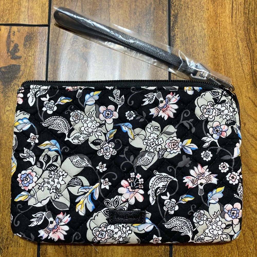 Vera Bradley Iconic Pouch Wristlet